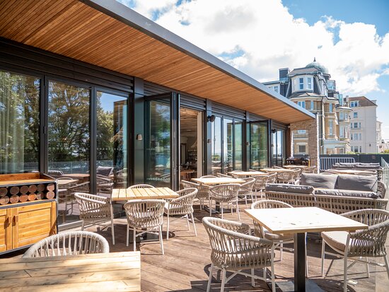 Old Harry Rocks Bar & Restaurant within the Nici Hotel in Bournemouth